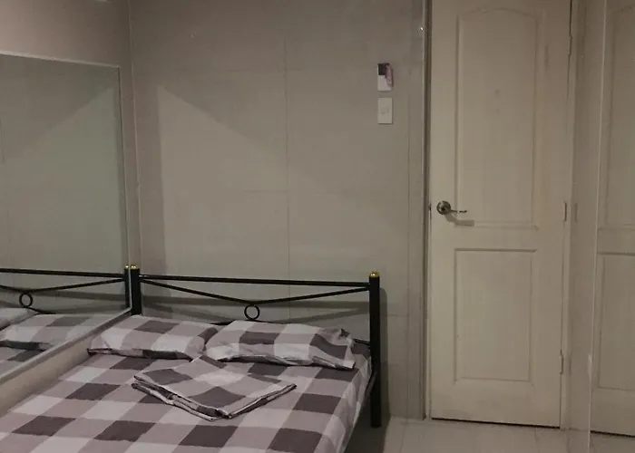 Motel You And Me Inn *